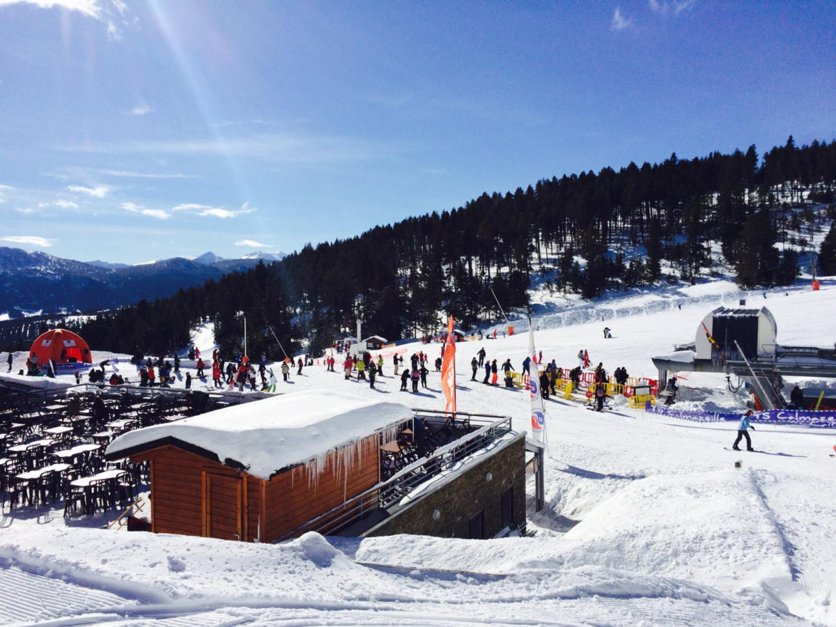 Gagnez un chèque cadeau sortie ski avec le Ski Club Narbonne.