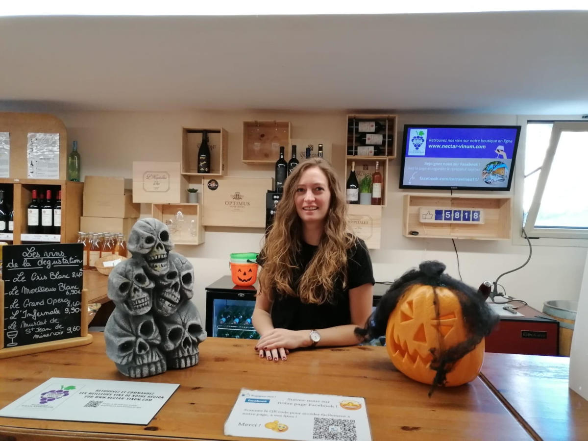 27-10-21 : Léa, guide à Terra Vinéa à Portel-des-Corbières