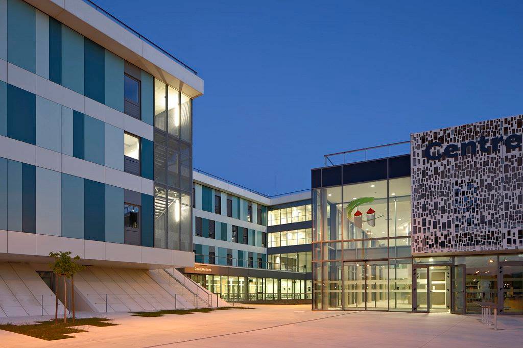 14-01-22 : Alain GUINAMANT, directeur & Mustapha AMIROU, président de la commission médicale d’établissement au Centre Hospitalier de Carcassonne