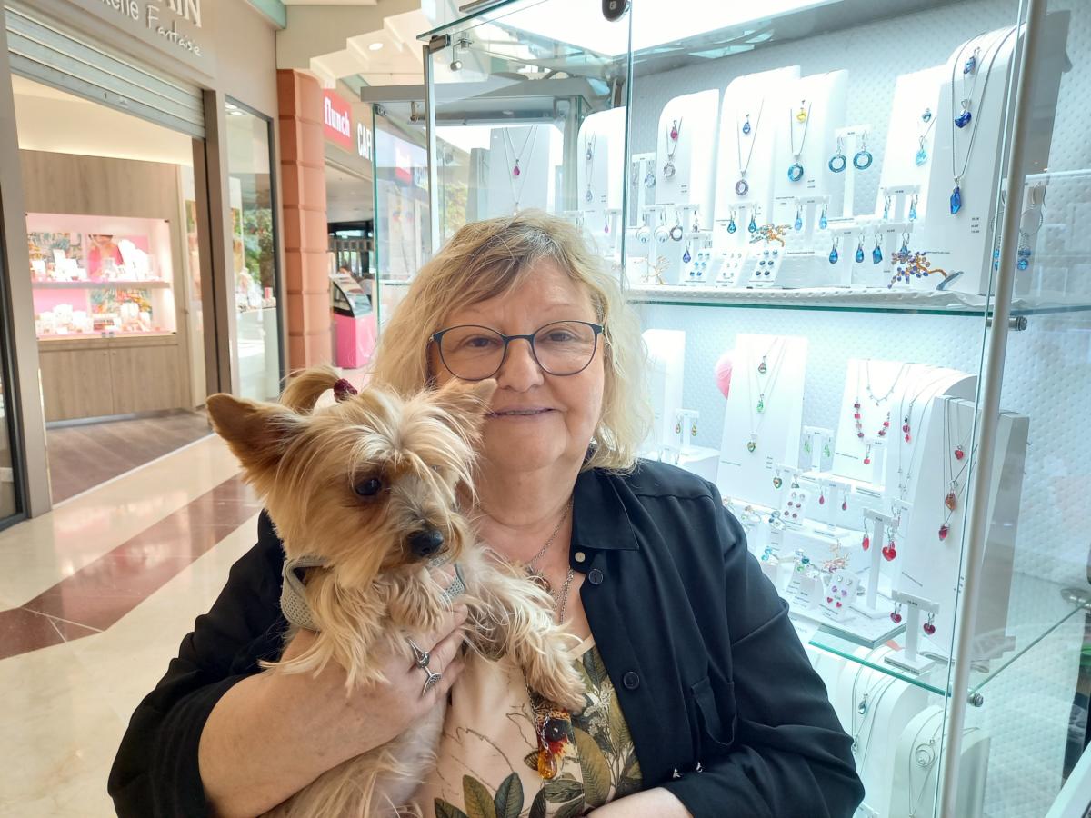 24-05-2022 : Marie, à la tête de la boutique « O bijoux de Marie » à Narbonne