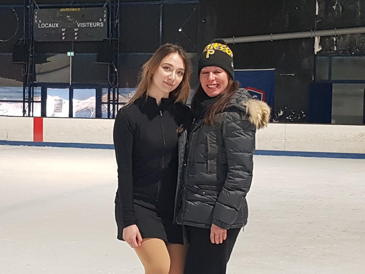 11-04-24 : Lya GARCIA, patineuse & Pauline PELTIER, entraineure