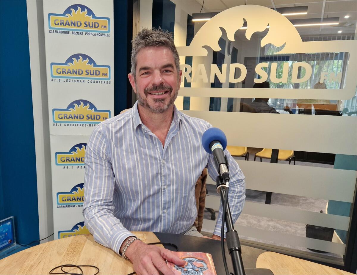 Radio Barques 19 avril 2025. Partie 1. Cyril Dowling, pour son roman Taman Asli.